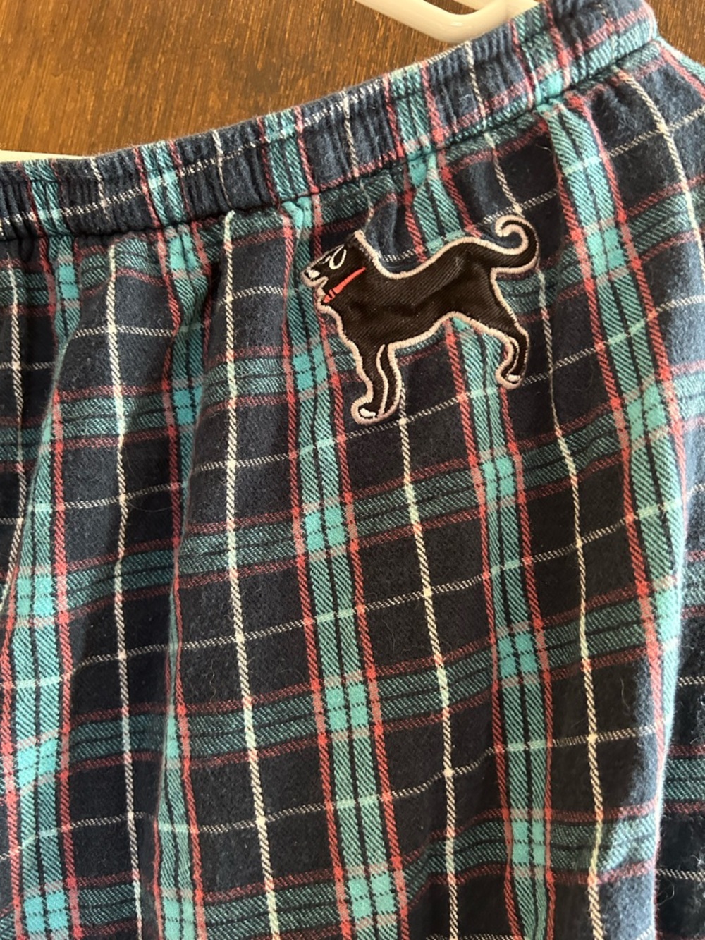 The Black Dog Plaid Pajama Pants Women’s Large